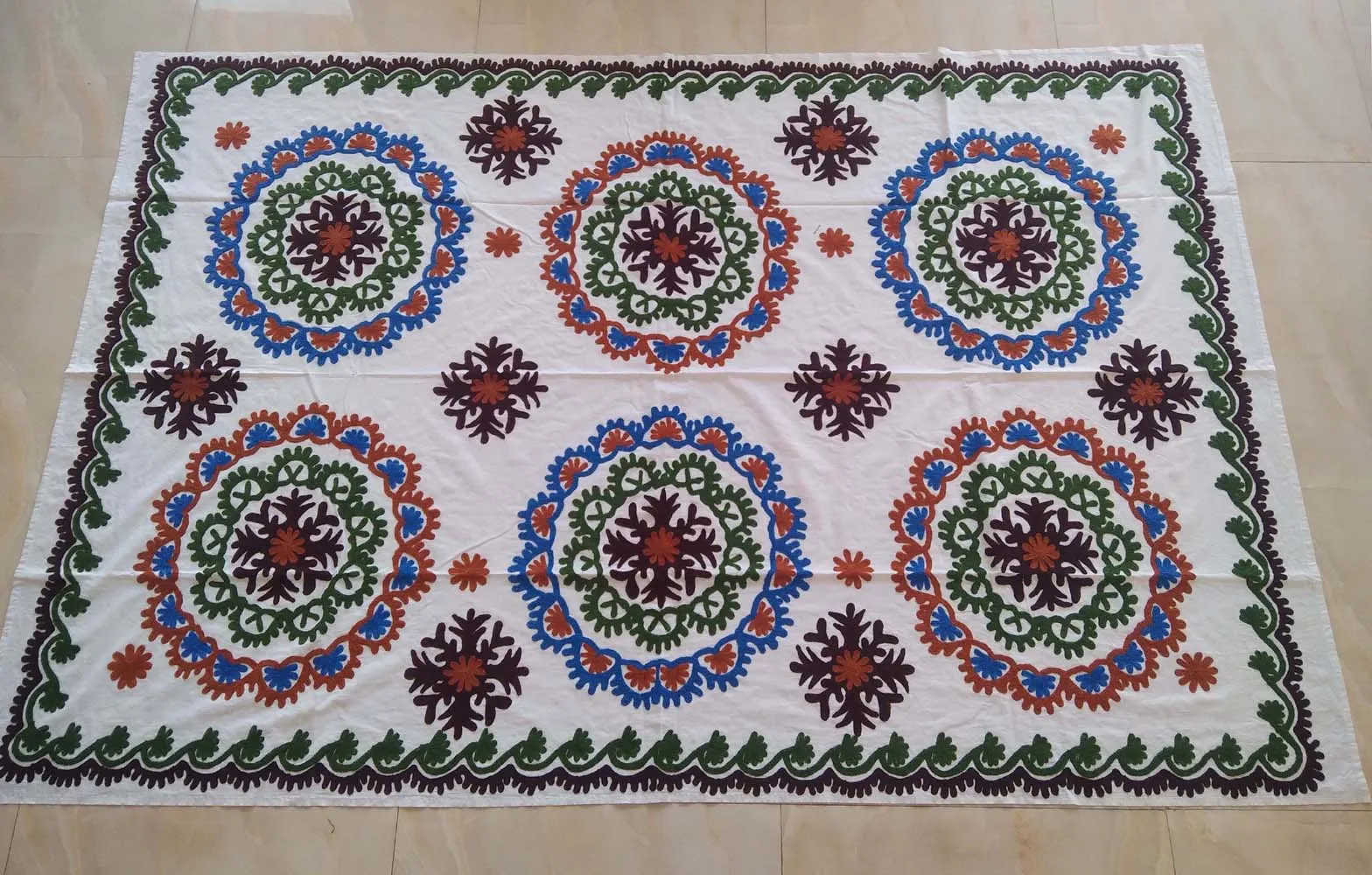 Multi-Colour Linen Fabric Suzani Bedspread Handmade Indian Bedsheet Bohemian Style Christmas Decor Table Throw Blanket Bedcover