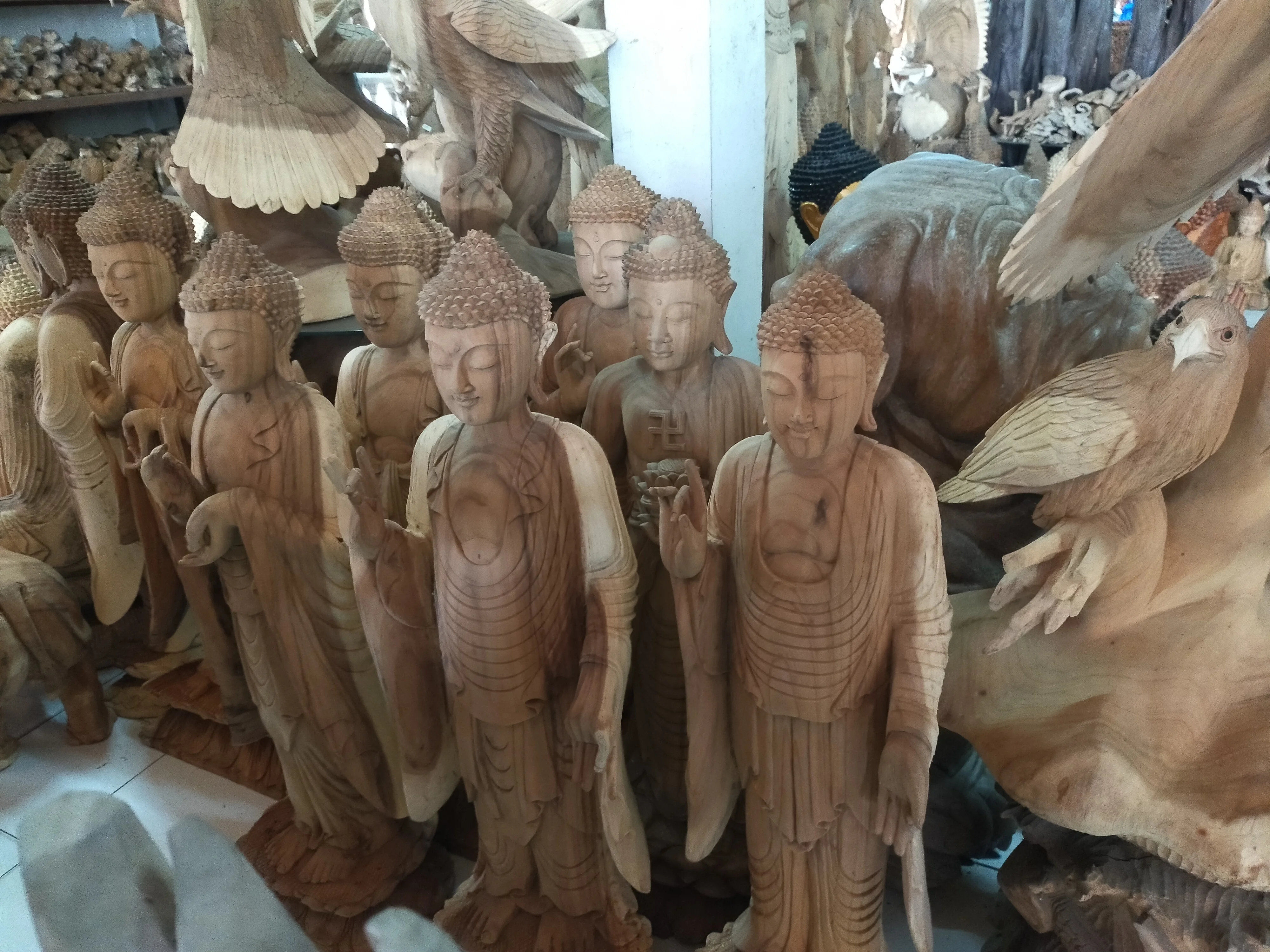 Polished Wooden Buddha Bali Religious Buddhist Sculpture Intricate Engraving Home Art Gift Crafted Decorative Sign Boxed Crafts