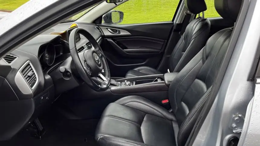 2017 Mazda Mazda3 3.jpg