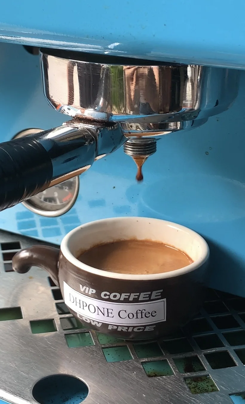 Private Label High Quality 20%Arabica + 80% Robusta Blend Espresso Roasted Whole Coffee Beans 0.5kg From Dak Lak Vietnam