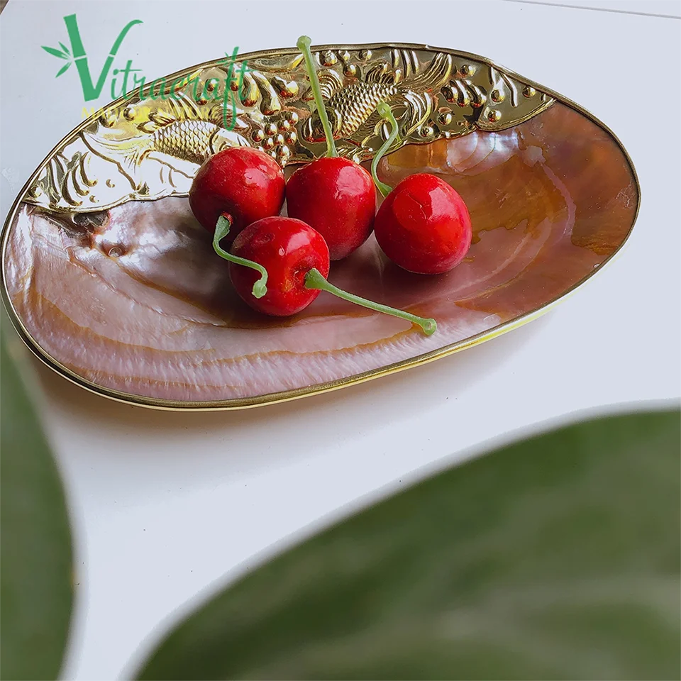 Best Selling Pink Mother-of-Pearl Caviar Plate Square Shape with Unique Copper Metal Motifs for Food Presentation