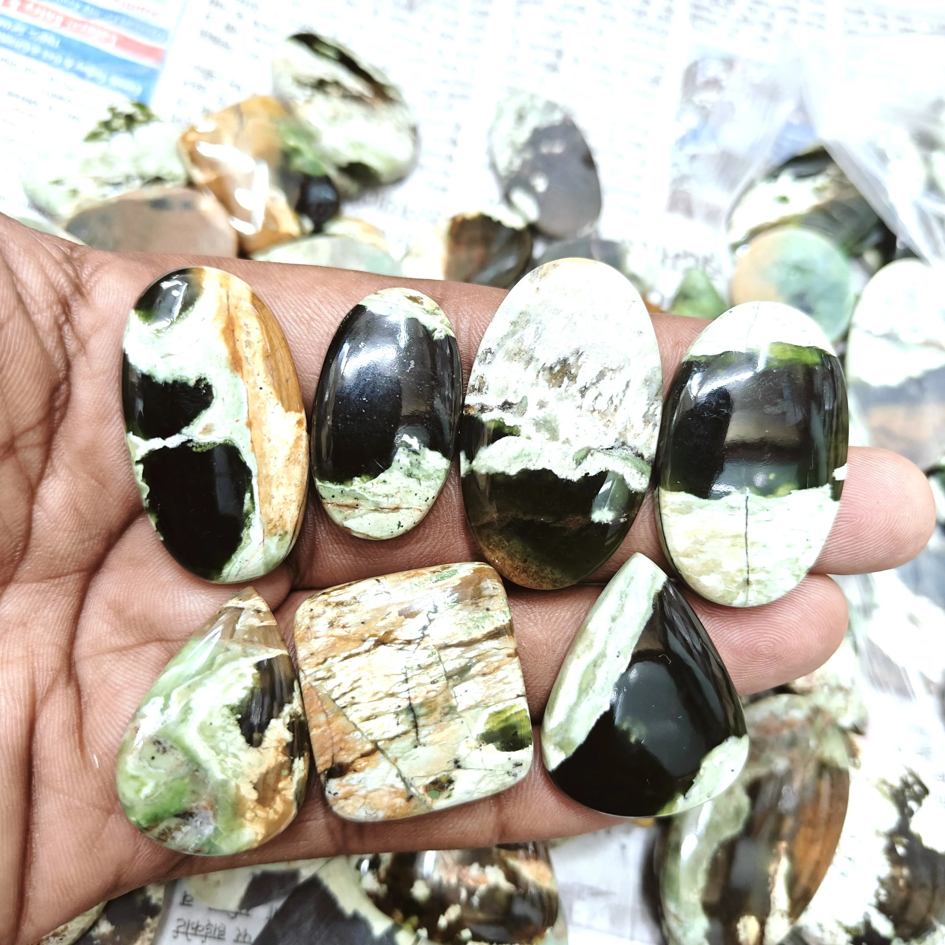 2024 Wholesale AAA Grade Chrome Chalcedony Cabochon Loose Gemstone for Jewelry Beautiful Chrome Chalcedony Loose Cabochon