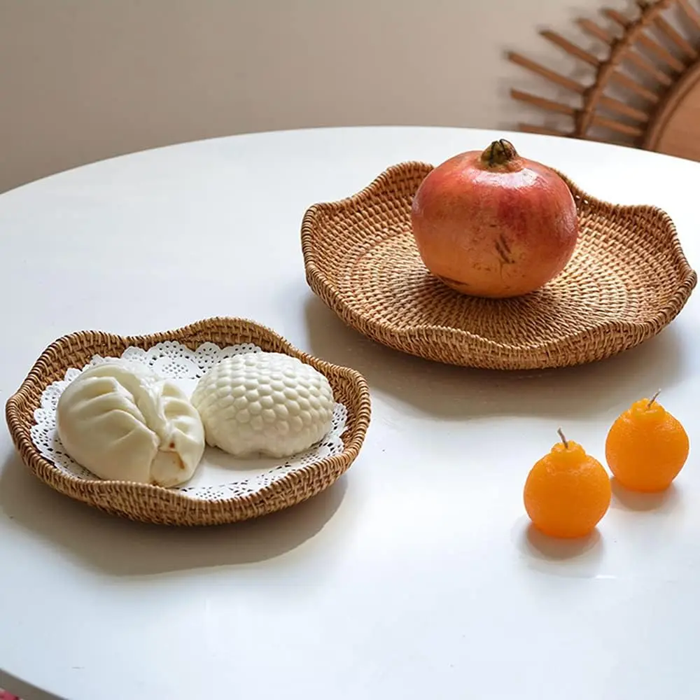 Premium 100% Handmade Natural rattan Unique Shape tray with Versation Function for Storing Dried Fruit and Vegetables