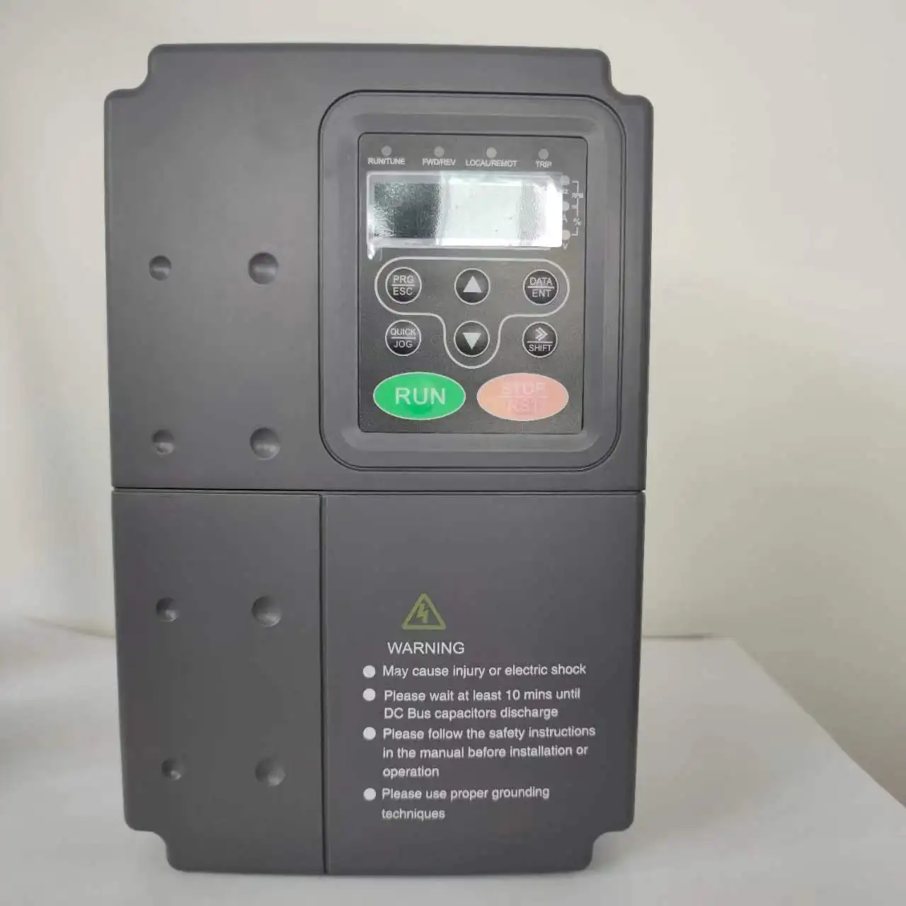 Hot sale power supply 220V to 440v ac dc converter frequency 50HZ 60HZ inverter CHF100A inverters