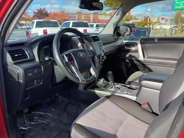 2022 Toyota 4-Runner SR5