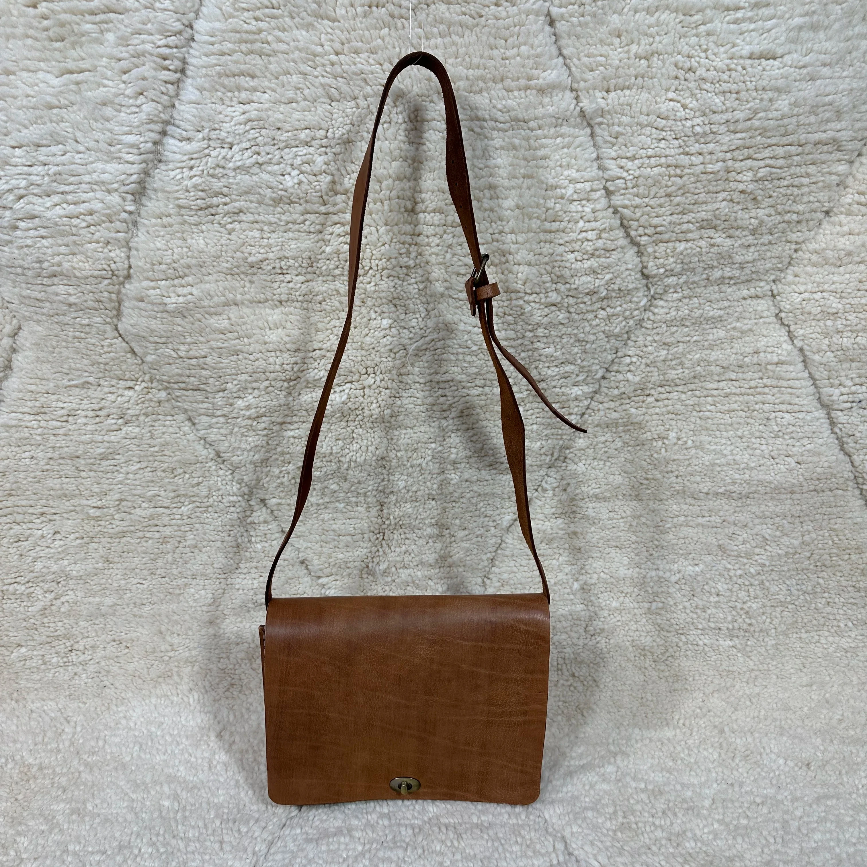 Moroccan Genuine Leather Messenger Office Bag Work Briefcase Bag Laptop Shoulder Bag Gift for Women and Men Large Satchel