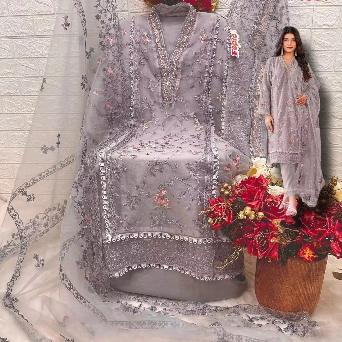 New Designer Traditional Indian Pakistani Salwar Kameez Suit with Latest Embroidery Work Elegant Dress