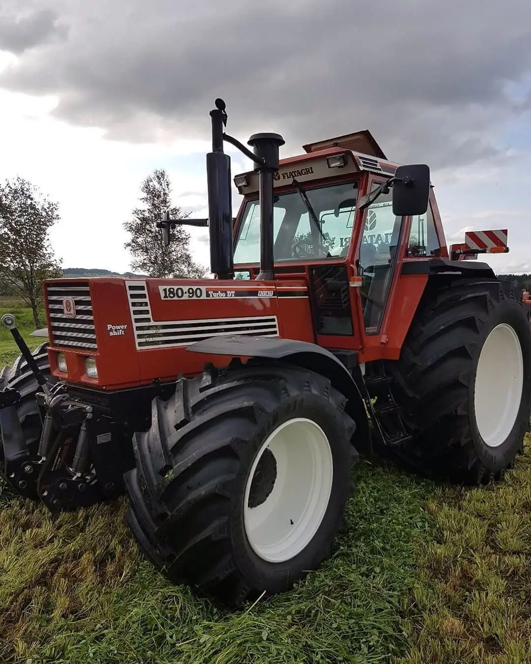 USED MASSEY FERGUSON 7720 FARM TRACTORS Farming Tractors for Sale Germany Max Diesel Power Engine Wheel Color