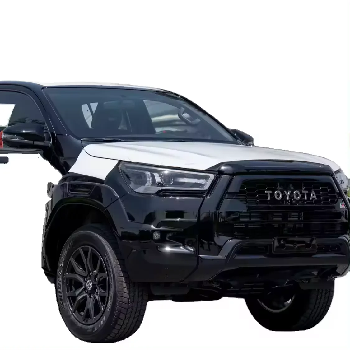 Качественные подержанные автомобили TOYOTA HILUX DC GR SPORT 2.8D с левым рулем 4x4 и правым для продажи сейчас