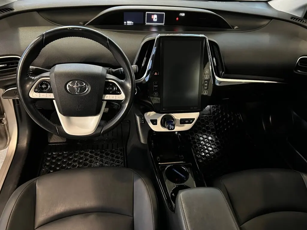 2018 TO YO TA PRIUS PRIME UPGRADE LHD