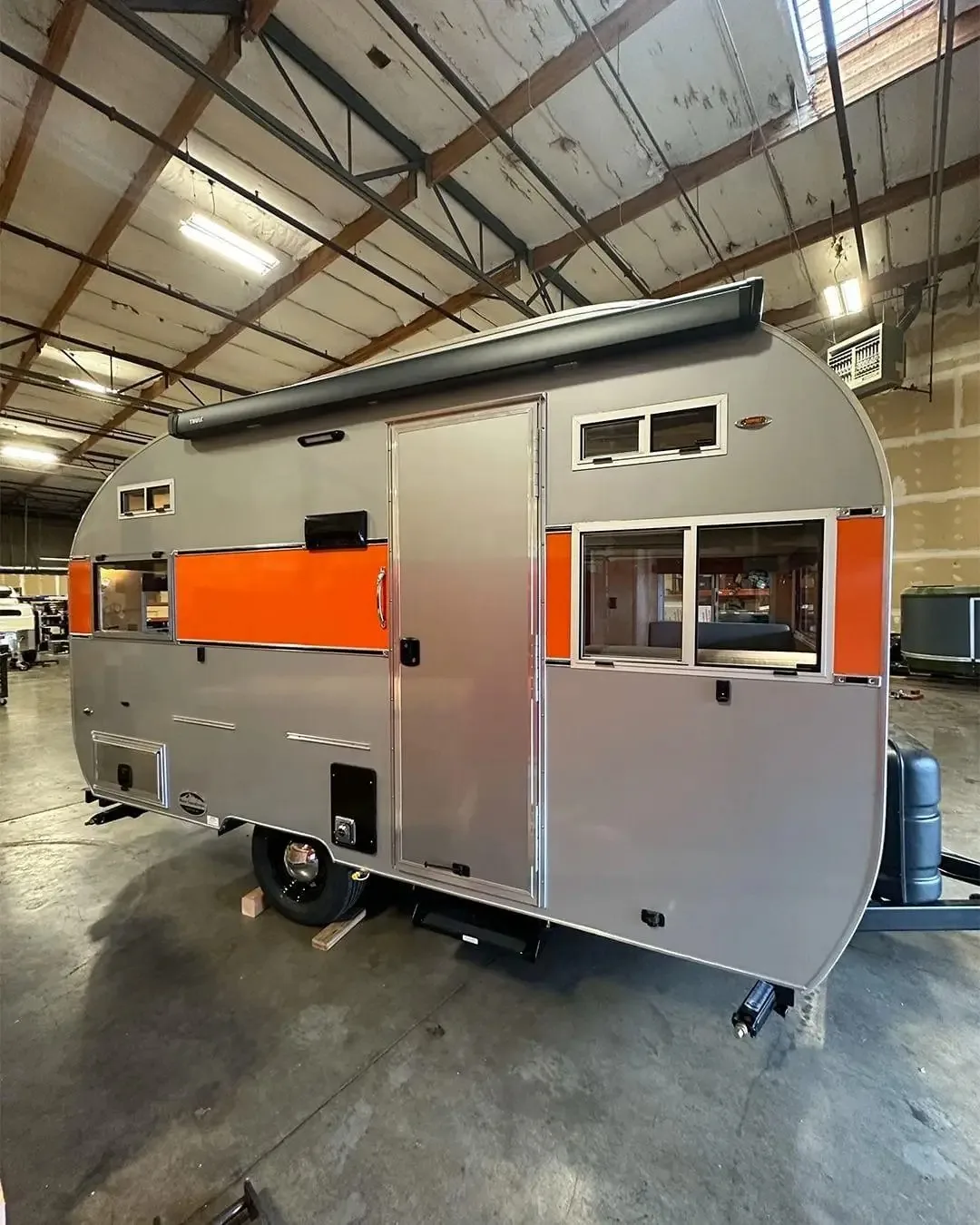 Best Supply For Quality Offroad RV Travel Trailer with Stainless Steel Sink Teardrop Travel Camping Trailer