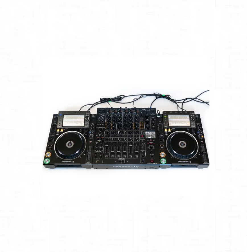 Professional DJ multi player with Disc Drive Pioneers 2X CDJ-2000 NXS2