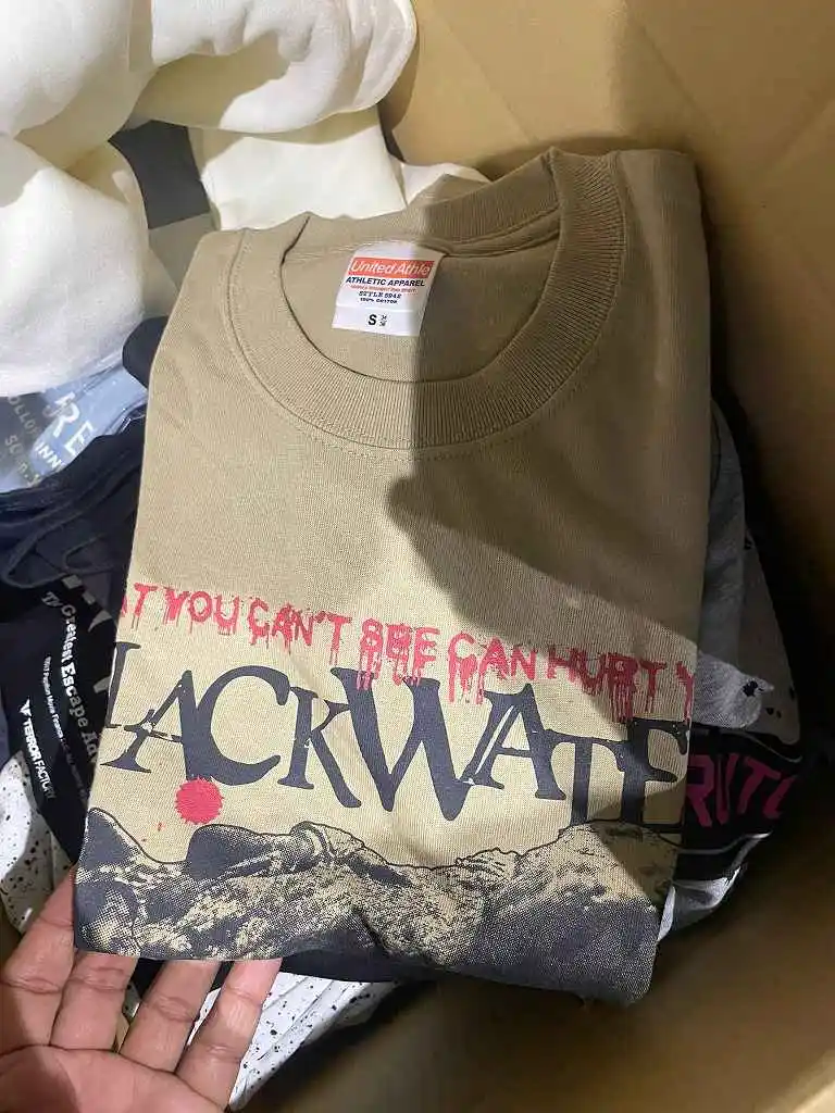 GARMENTS STOCKLOT FROM JAPAN