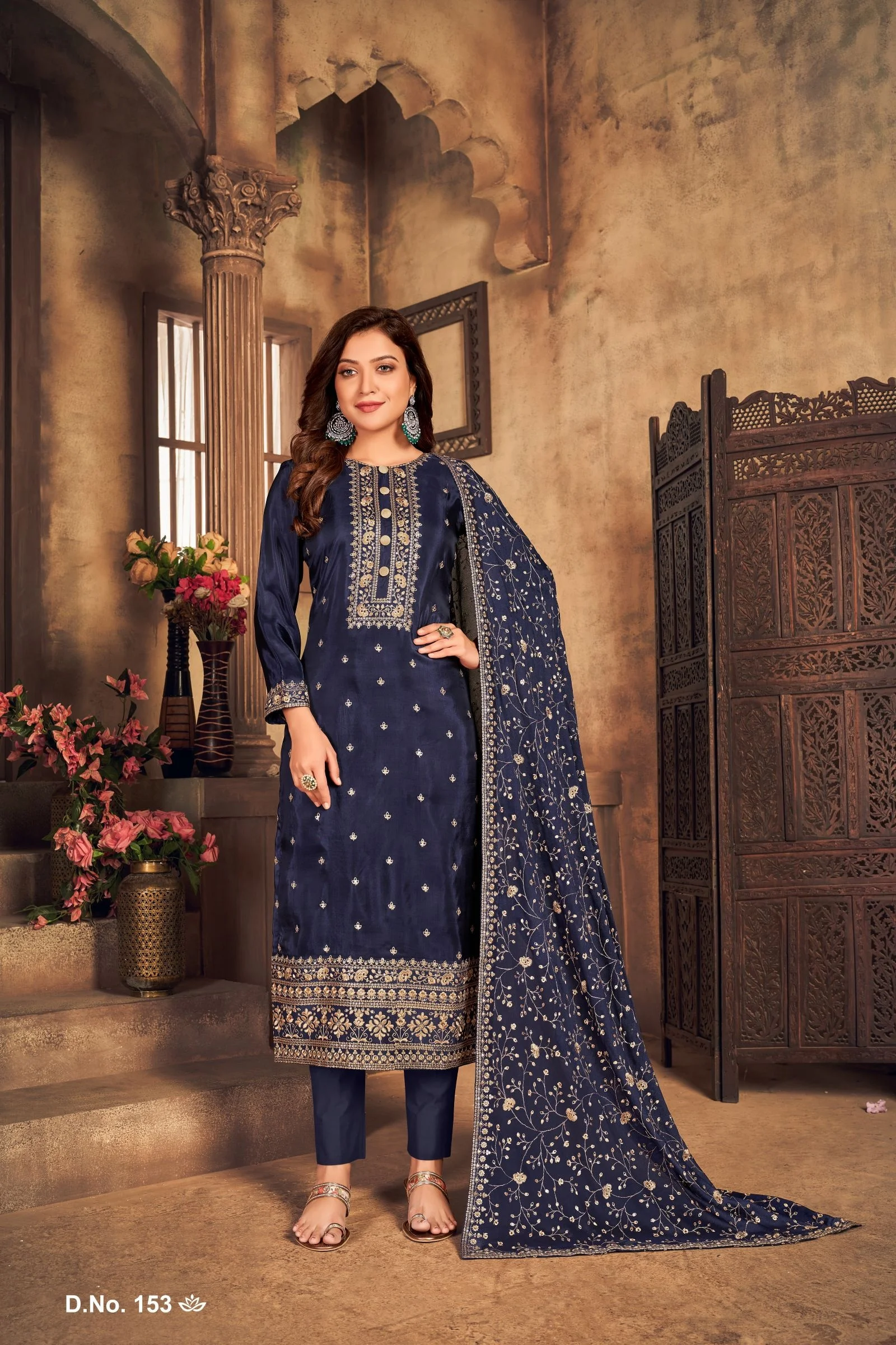 New Modern Ladies Salwar Suit Pakistani and Indian Women Salwar Kameez at Wholesale Price From India