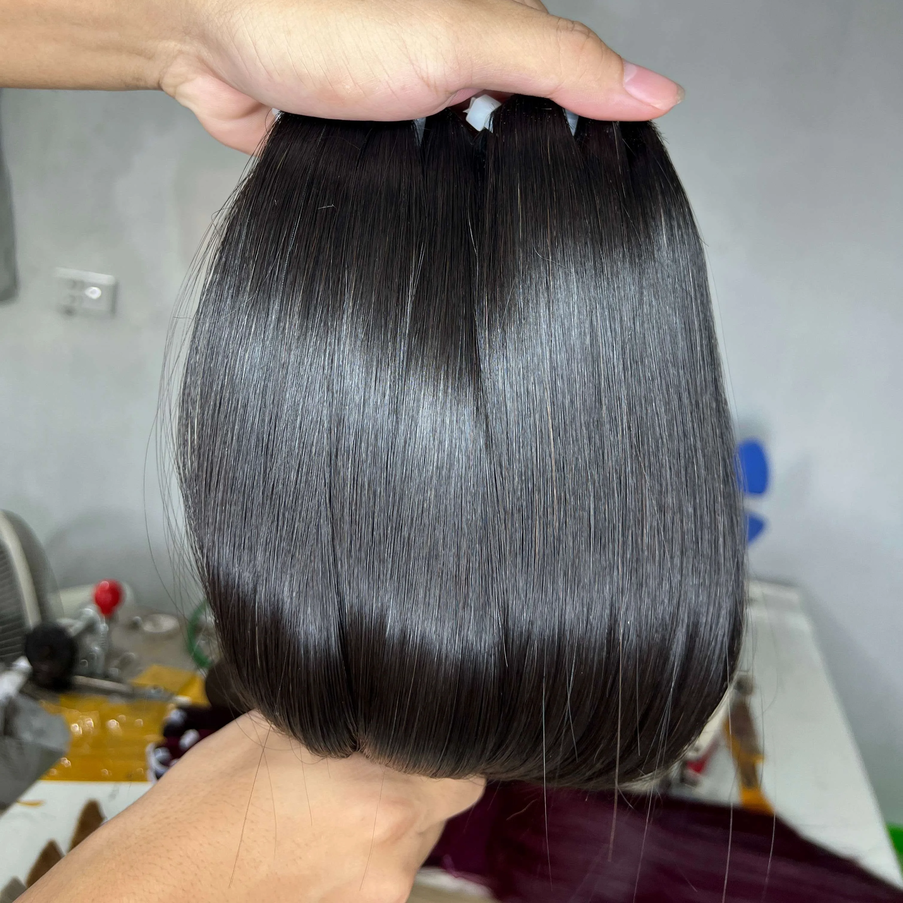 Top Quality Hot Deal Vietnamese Qhair No Shedding Raw Hair Black Bone Straight Genius Weft Machine Bundles From Qhair
