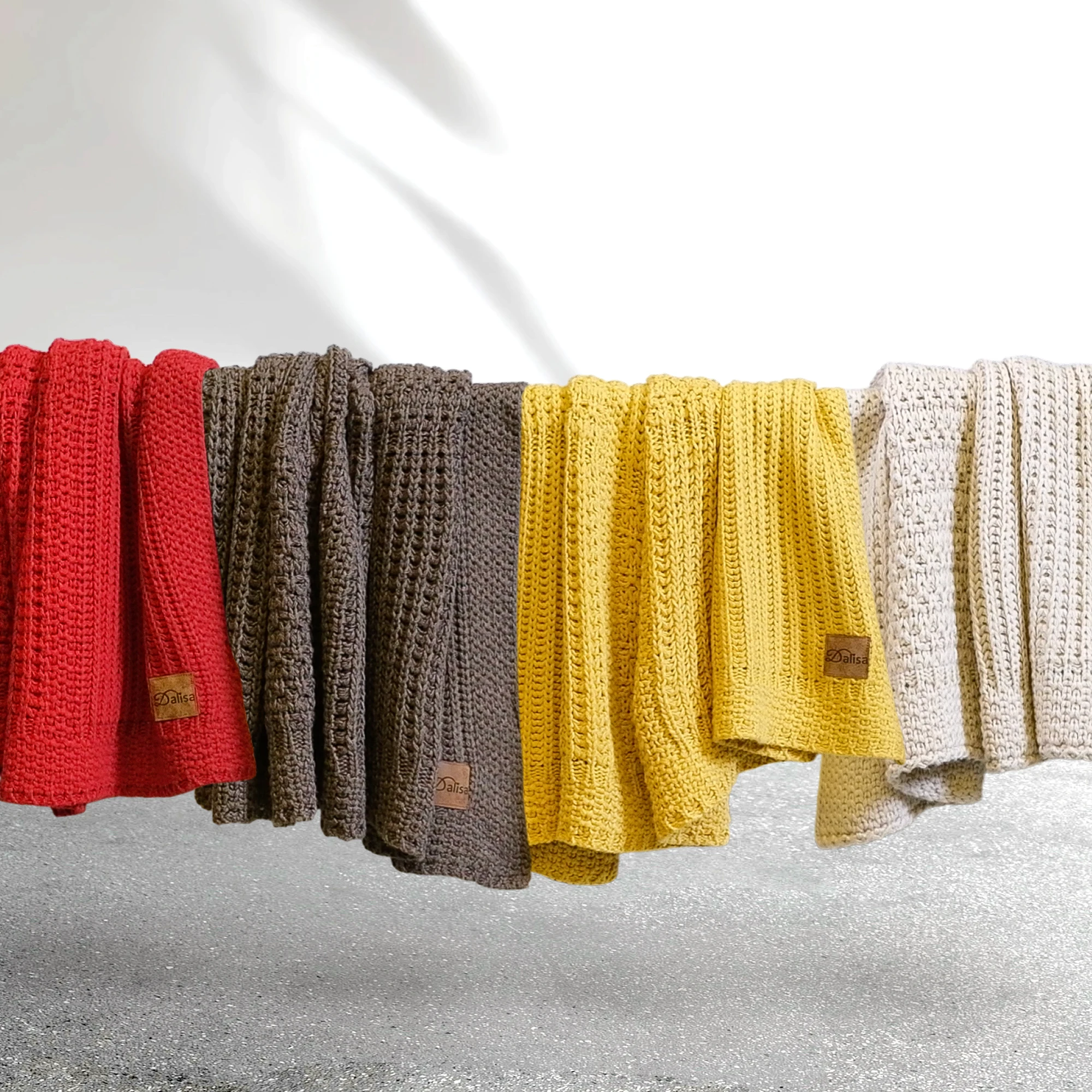 100% Acrylic CUO Blanket 130*150 Cm High Quality Home Red Blanket Crochet Cable Knit Blanket Best Price Home