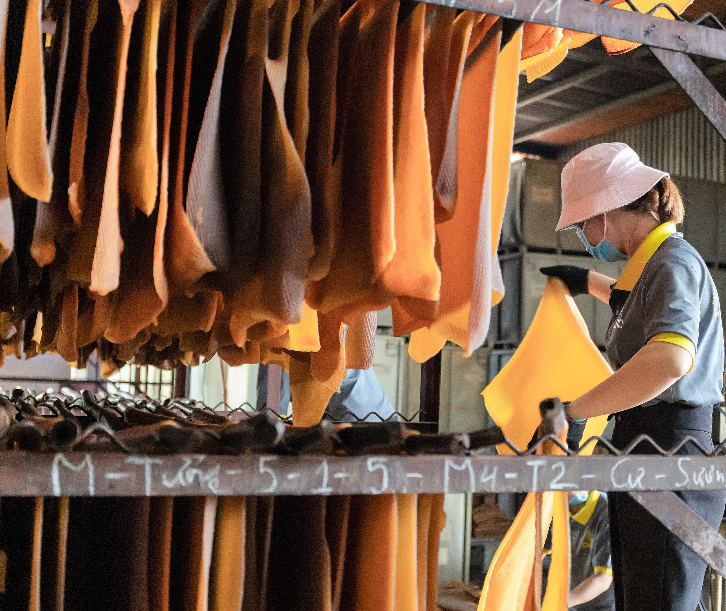 Вьетнамское приложение SSR Для шин по лучшей цене, высококачественное сырье из натурального каучука с завода во Вьетнаме, желтый