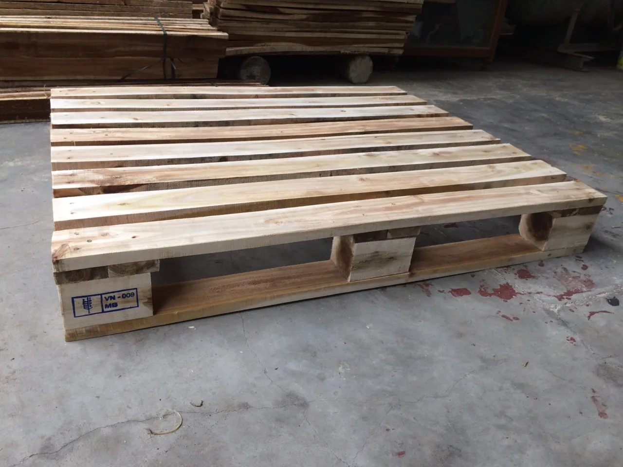 Hot Sale High Quality Solid Wood Pallet Customized Pallet Cheap Price Warehouse Pallet 4 Way 2 Way