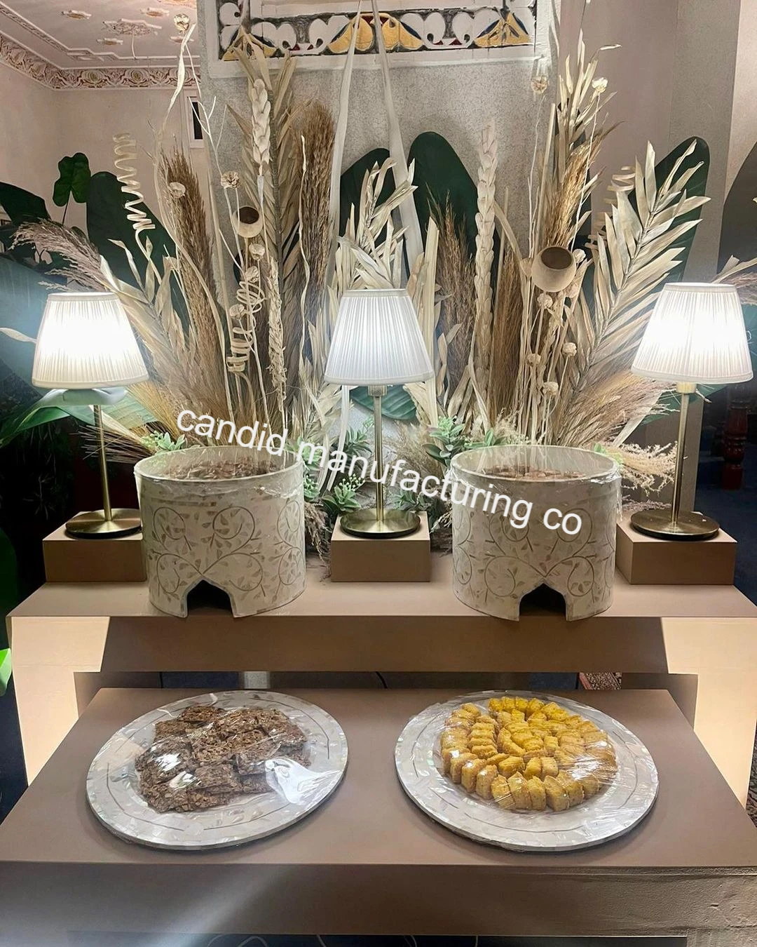 Eid  dessert table golden cake stand creative wedding table props retro cake plate dessert display stand