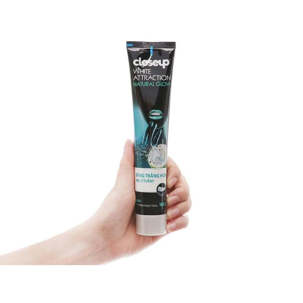 Wholesale CLOSEUP WHITE ATTRACTION GLOW toothpaste 180g with coconut & activated charcoal flavor cool
