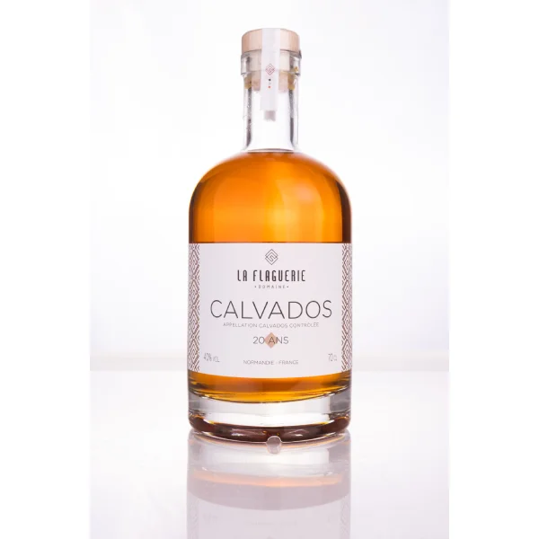 CALVADOS 20 Years Old PGI Normandie 100% French 100% Organic 0.7L Bottle Distilled from Apples X.O Label