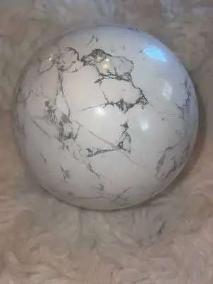 Bulk Premium Quality Reiki Natural White Howlite Crystal Sphere Ball Polished Healing Gemstone Spheres For Decoration