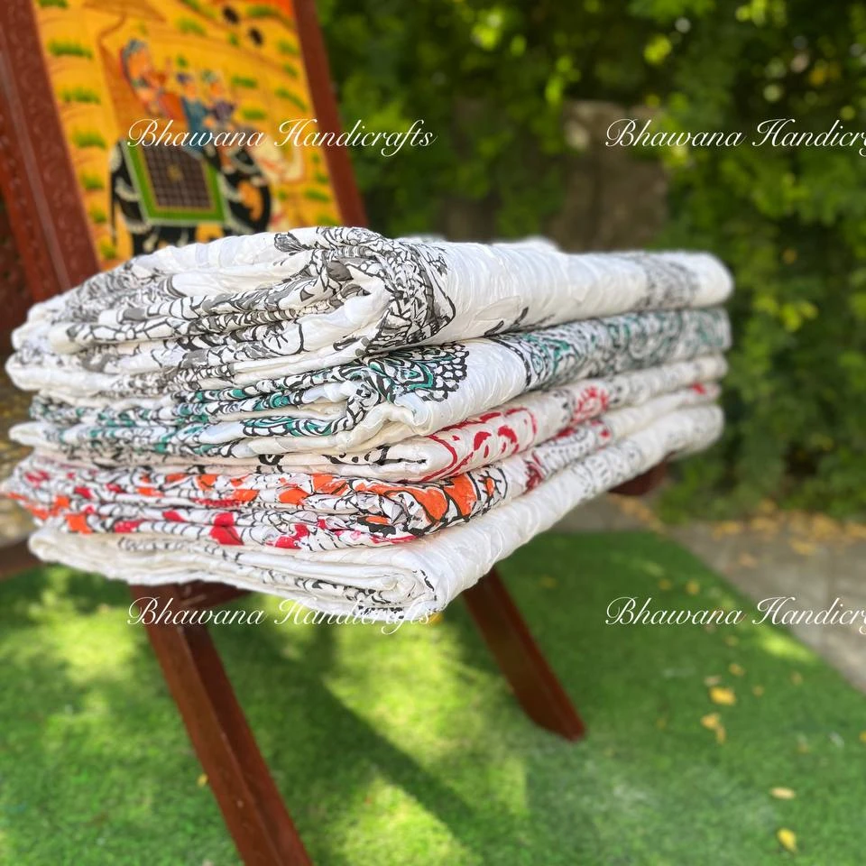 Applique Cut Work Quilt, Indian Pure Cotton Hand-stitched Bedspread, Christmas Vintage Home Decor Quilt, Bed throw