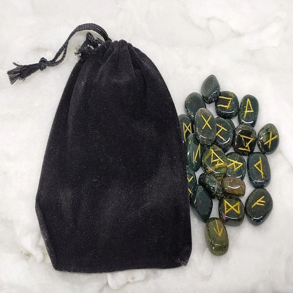 Wholesale Natural Crystal Top selling Bloodstone   Rune Set gemstone Agate Natural Reiki Set Rune Set