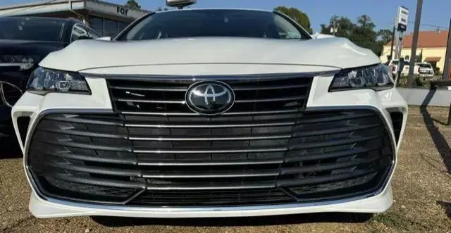 2021 Тойота Авалон XLE