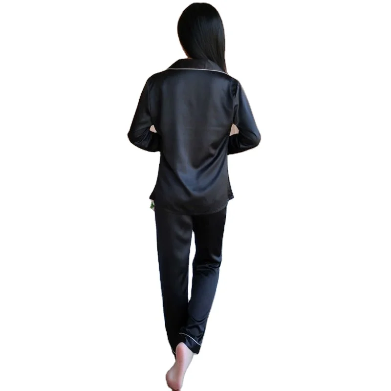 Wholesale Ladies Casual Home Wear Set Long Print Satin Polyester Tracksuit New Model Nightgowns for Summer Home Summer Vacation