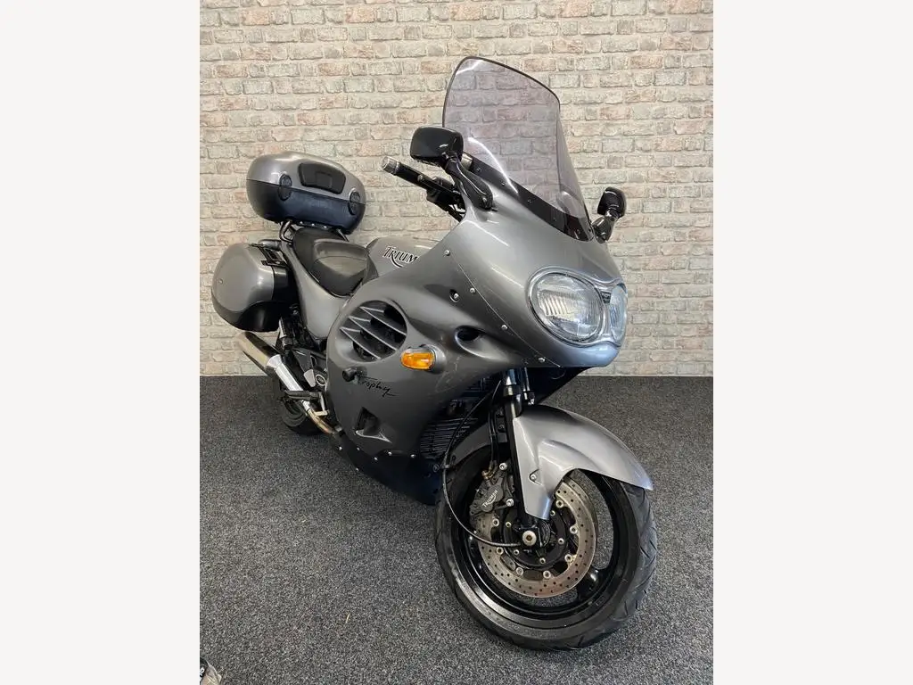 Лучшая цена оптовая продажа Triumph Trophy 1200 1180cc велосипед с очень низким пробегом 1000cc Подержанный спортивный для продажи
