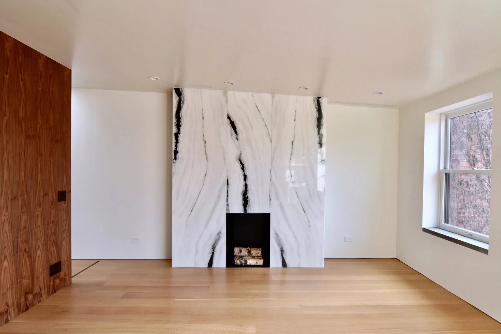 Slabs Tiles Blocks Panda Marble in India Best Quality White Big Slab Wooden Crates Polished Customised Size STONEMINES 1st Grade