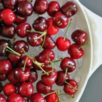 Fresh Cherries, juicy cherries 100% pure and natural