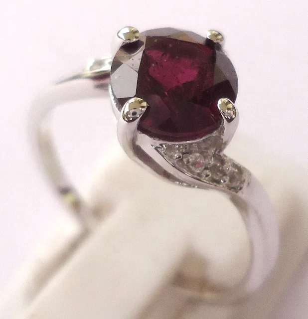 Attractive 925 Sterling Silver Round Gemstone Ring Cheap Good Color Amethyst Gemstone Ring