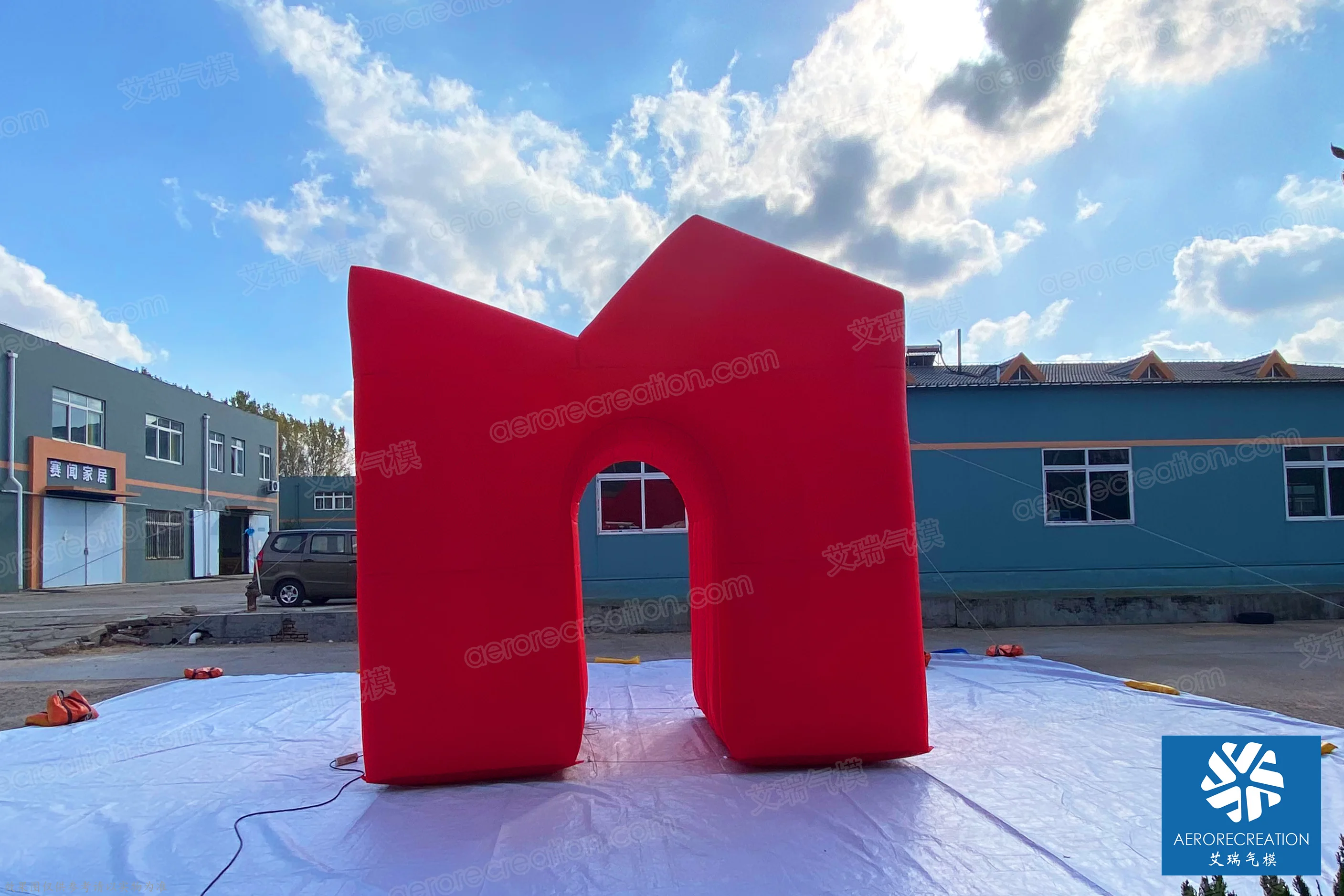 Cheap Factory Directly Design Inflatable Wall Tunnel Airtight Large Customized Inflatable Tunnel for Events