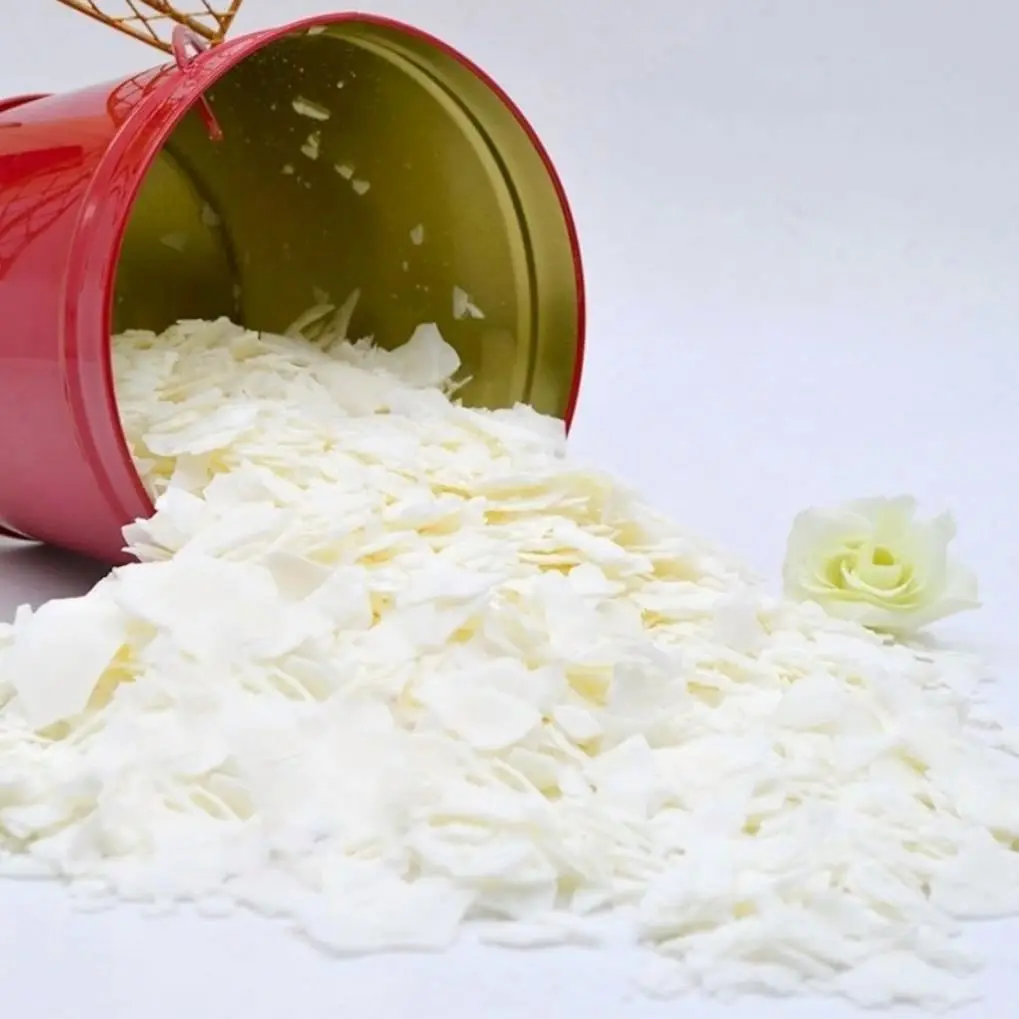 Factory Supply China Organic Pure White Coconut Wax / Coconut Apricot Wax