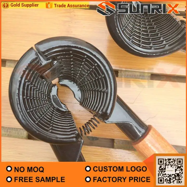 Wholesale Nutcrackers Wooden Nutcracker, Walnut Cracker Opener Nut Funnel, Plier Sheller Tool Kitchen Accessories