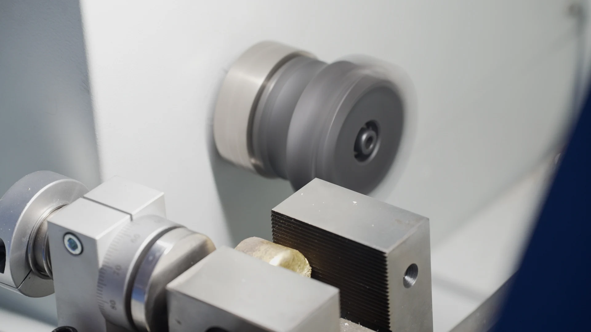 Light duty GPX-III  Non ferrous metal milling machine 1 Axe  milling machine for Copper and Aluminum