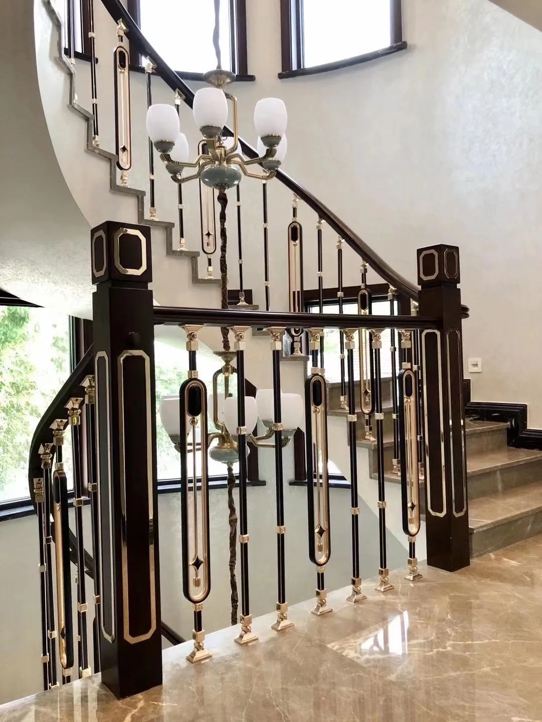 Decorative Interior Aluminum Balustrades Railing Single Posts With Handrail Balusters For Curved Or Straight Stairs Platform