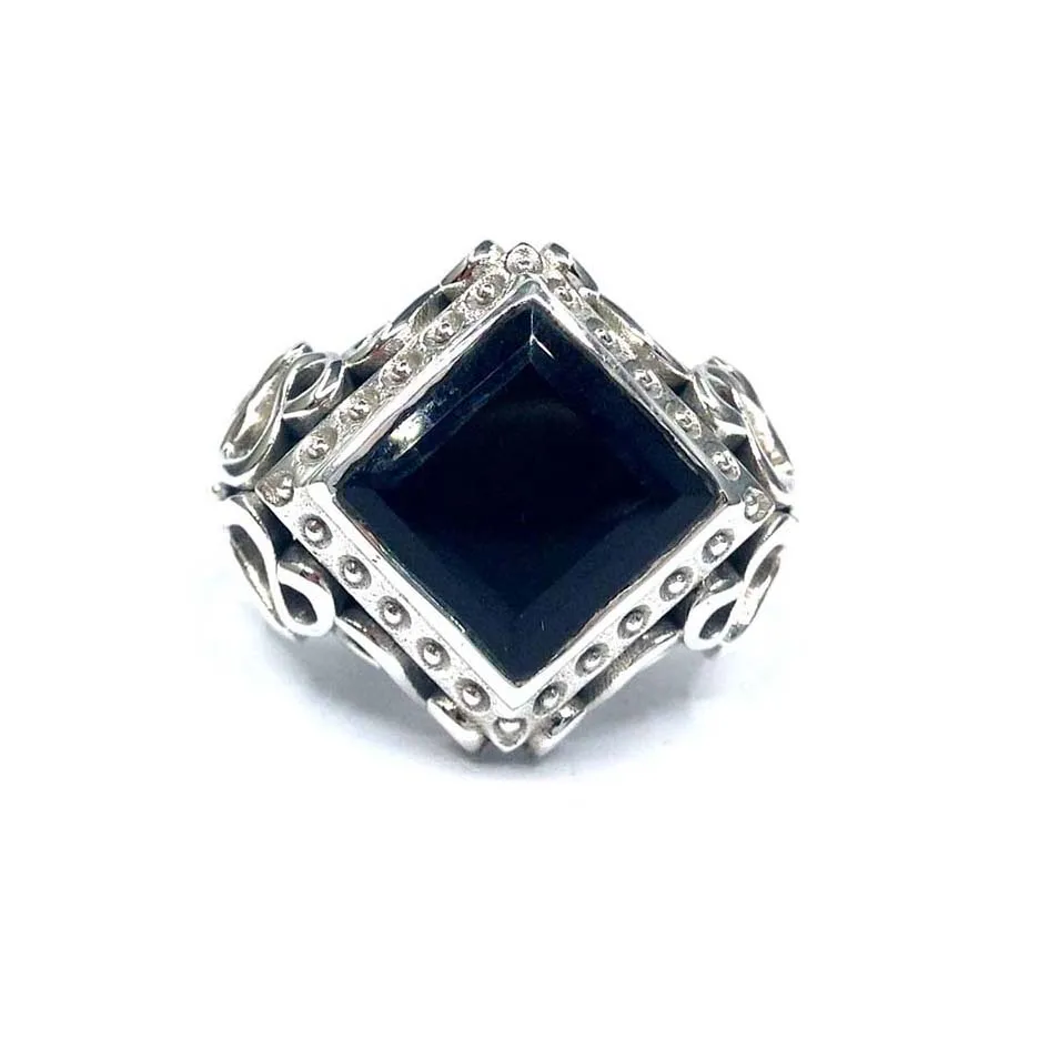 Luxury Fashionable 925 Sterling Silver Mix Gemstone Attractive Charm Classic Women Wear Silver Turkish Ring