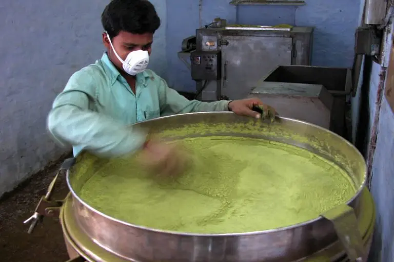 henna-sifter-768x512