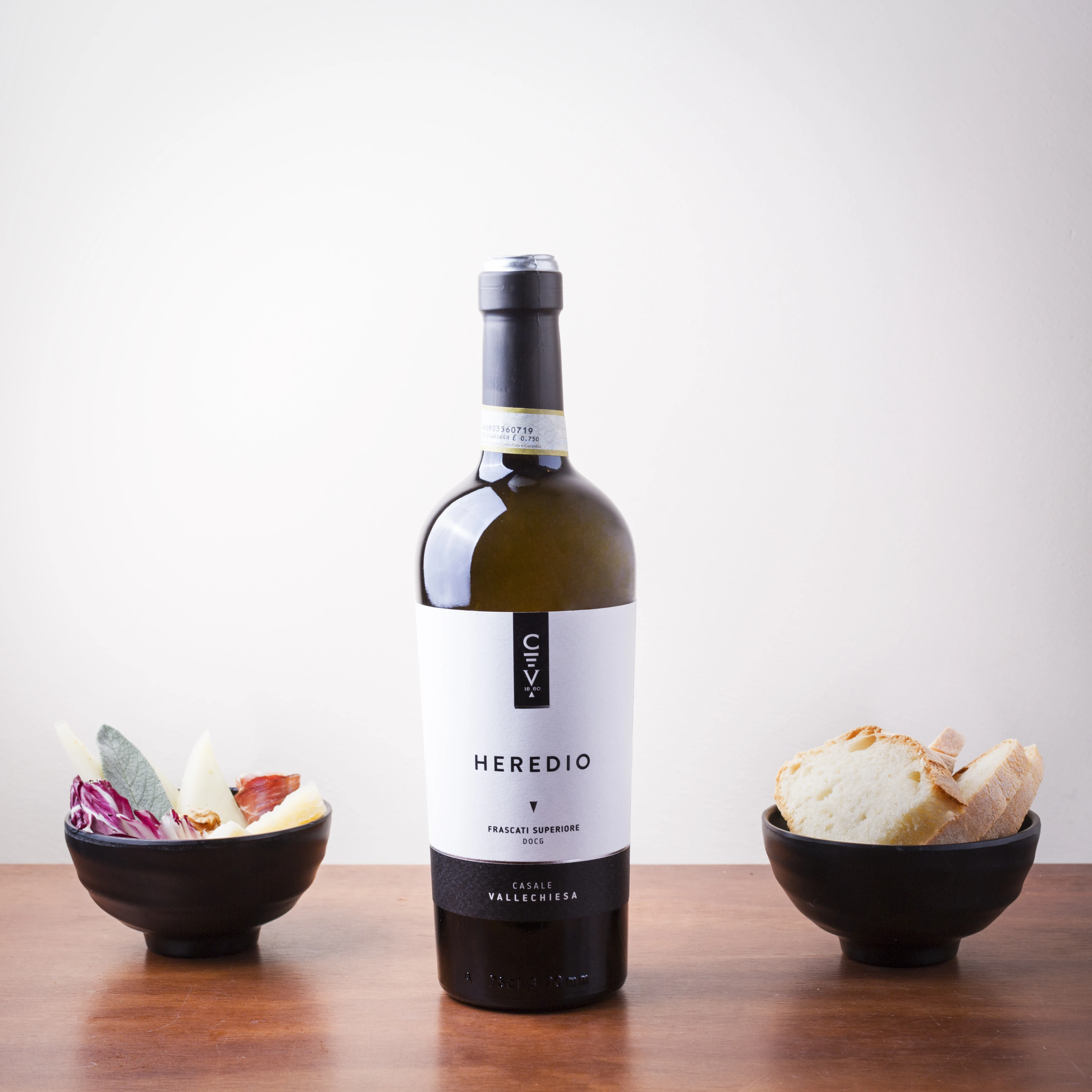 Сделано в Италии, экспорт Heredio - Frascati Superiore D.O.C.G. -Итальянская стеклянная бутылка 0750 мл