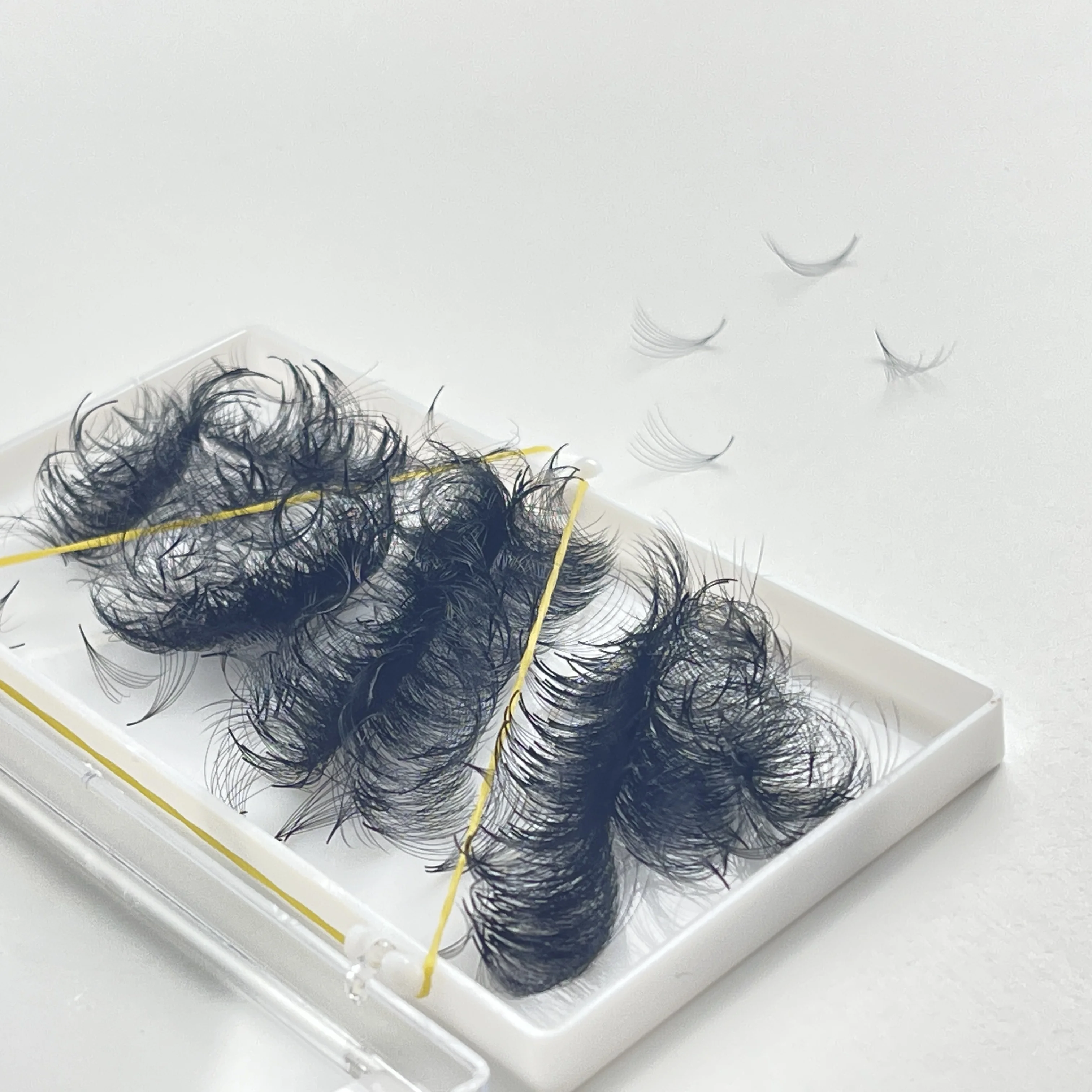 0.03 0.05 0.07mm Hot Trendy Matte Lash Trays Fluffy Matte Black Individual Eyelashes Wholesale Customized Packaging As Request