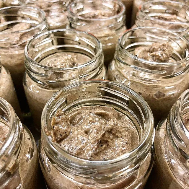 Italian Sauce with Black Summer Truffle 50 g Tuber Aestivum Dressing Sauce Italian Truffle New Product 2023