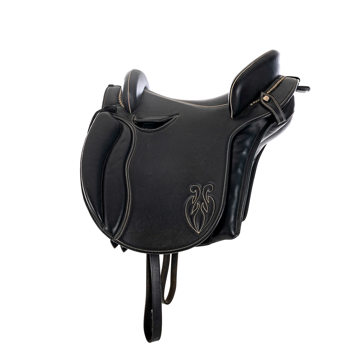 Treeless English Saddle