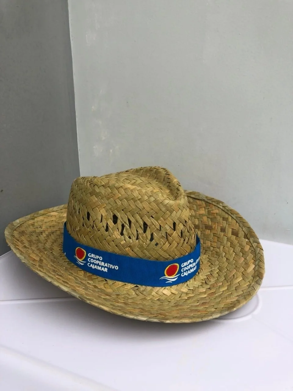 Grass Straw Hat For Beach Camping and Fishing / Straw Hat From Vietnam For Sunshade and Travel