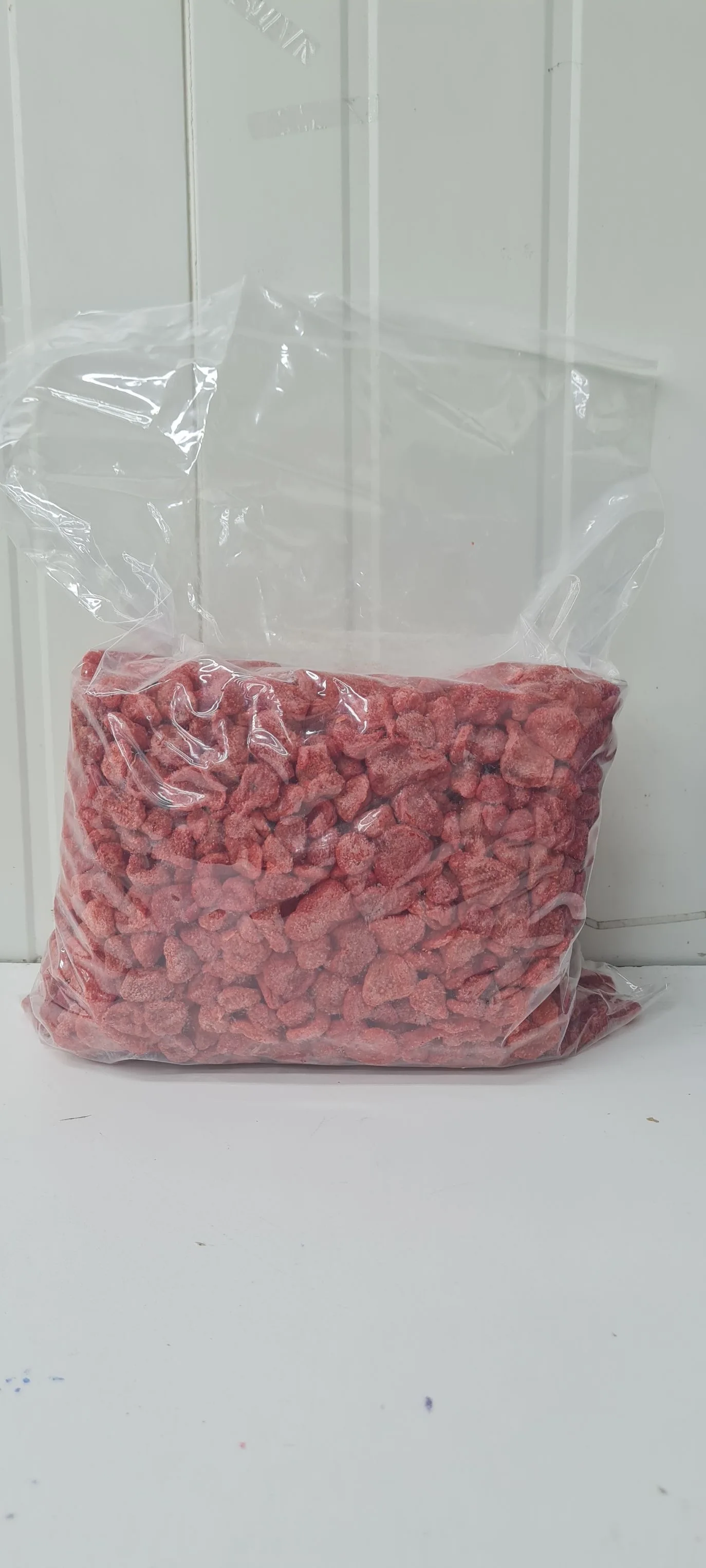 Hot sale dried Strawberries Natural Color Wholesale straight from factory