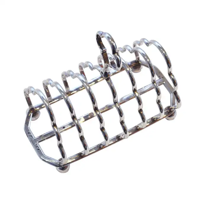Curved Design Six Slice Toast Rack Vintage Inspired Tableware Piece For Your Dining Table Buffet Setting Or Any Entertainment