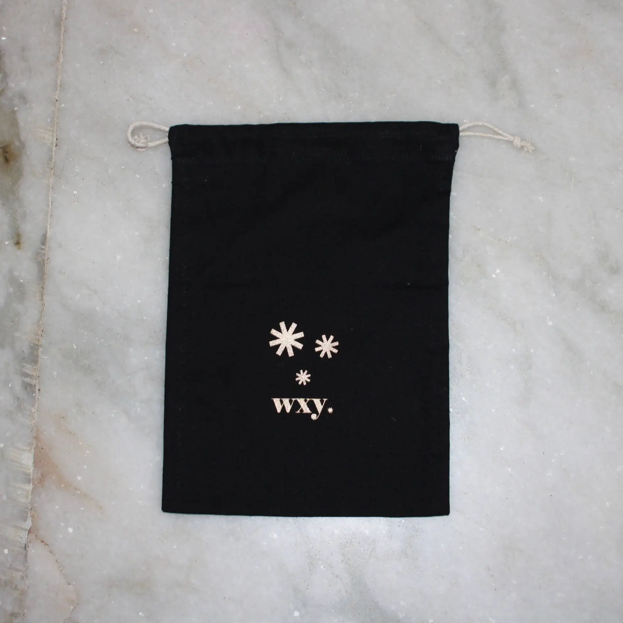 Drawstring 81.(Main Image).JPG