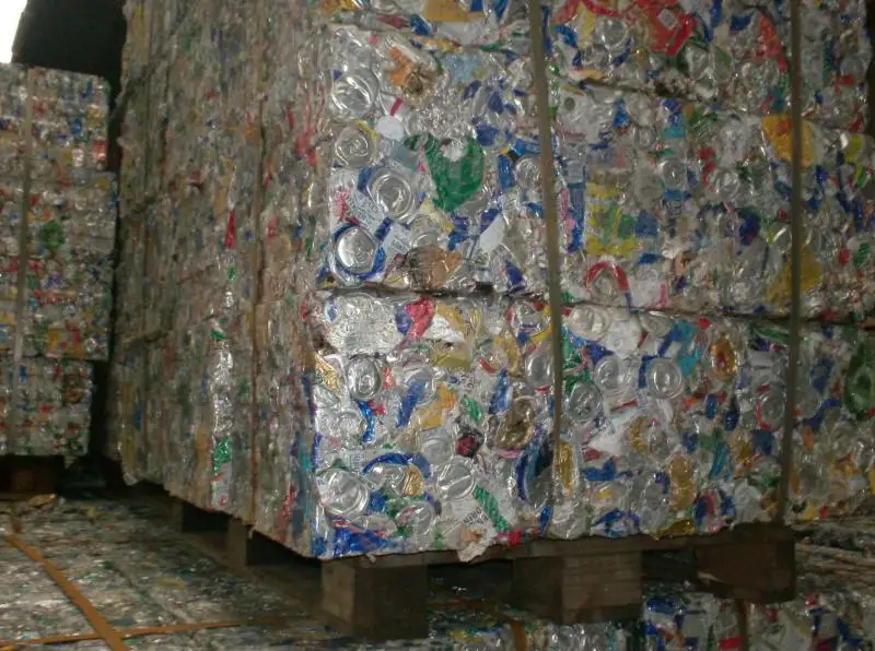 Aluminum Cans3.jpg